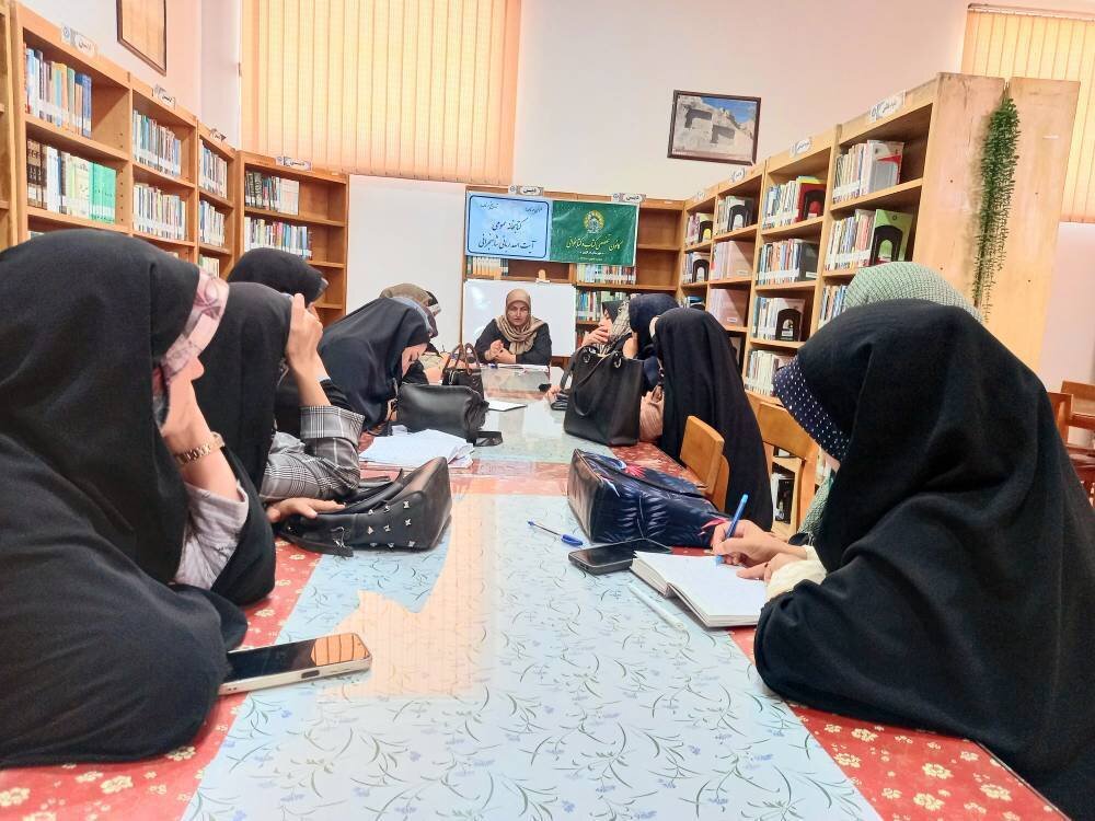 برنامه‌های فرهنگی، آموزشی و مهارتی در کتابخانه‌های عمومی شهرستان درگزین