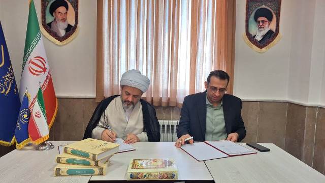 تفاهمنامه همکاری کتابخانههای عمومی و حوزه علمیه خواهران سمنان امضا شد
