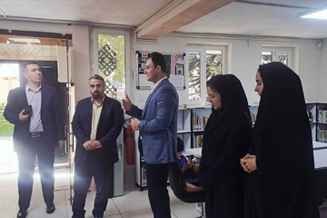 بازدید دستیار دبیرکل از کتابخانه‌های استان ایلام