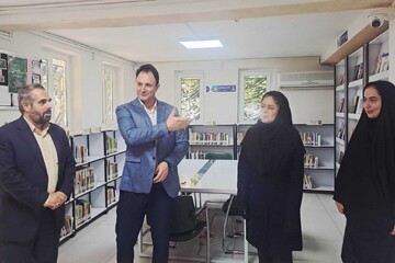 بازدید دستیار دبیرکل از کتابخانه‌های استان ایلام