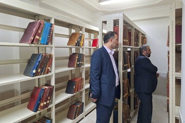 بازدید دستیار دبیرکل از کتابخانه‌های استان ایلام