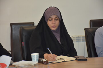 میز نوجوان