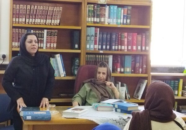 گردهمایی ادب‌دوستان و سخن‌سرایان فرخ‌شهر در کتابخانه ملاصدرا