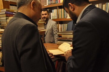 بازدید مدیرکل فرهنگ و ارشاد اسلامی استان گیلان از کتابخانه مرکزی رشت