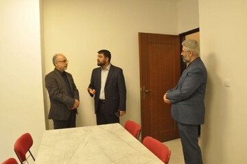 بازدید مدیرکل فرهنگ و ارشاد اسلامی استان گیلان از کتابخانه مرکزی رشت