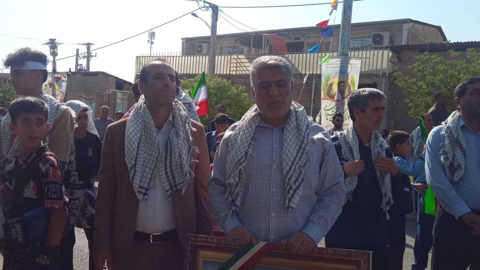 تجدید میثاق کتابداران شهرستان لالی با شهدا / حضور فعال در رزمایش «جان‌فدا»