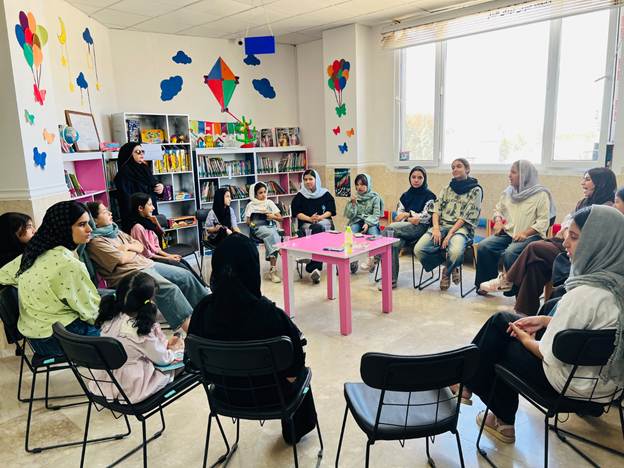 از زنگ اول مدرسه تا ورق اول کتاب؛ کتابداران در کنار دانشآموزان