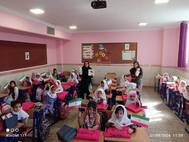 از زنگ اول مدرسه تا ورق اول کتاب؛ کتابداران در کنار دانشآموزان