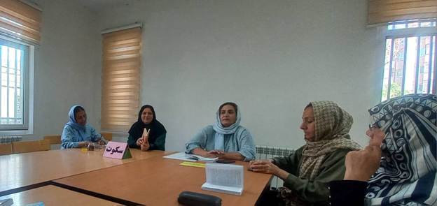 کتابداران روایت دفاع مقدس را به قفسههای کتابخانه آوردند