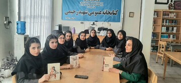 زنگ مهر در کتابخانه شهید رحیمی سپیددشت با یاد دفاع مقدس نواخته شد
