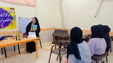 اجرای ویژه‌برنامه ادبی «سه جنگ، یک ایران» در کتابخانه عمومی بوستان شیبان