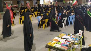 برپایی نمایشگاه کتاب و آیین تجلیل از خانواده شهید یونس پورجلو در کتابخانه پیامبر اعظم (ص) تشان