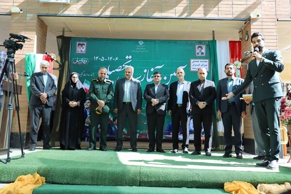 زنگ مهر در مدارس چهارمحال و بختیاری طنین‌انداز شد/ تأکید بر هم‌افزایی نهادهای فرهنگی در تعلیم و تربیت