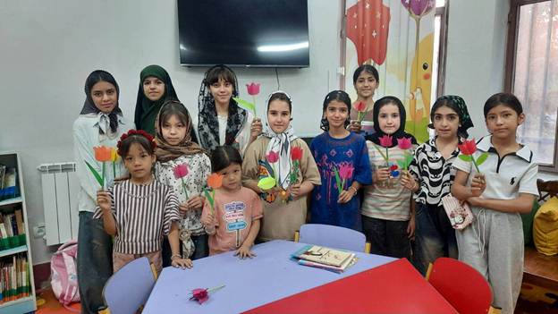 کتابداران روایت دفاع مقدس را به قفسههای کتابخانه آوردند