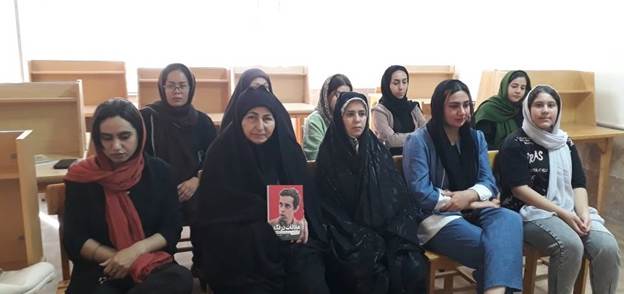 کتابداران روایت دفاع مقدس را به قفسههای کتابخانه آوردند