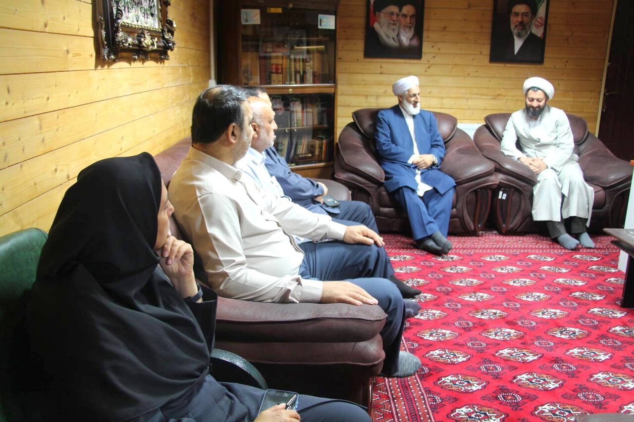 مدیرکل کتابخانه‌های عمومی گلستان با مسئول عقیدتی بنیاد حفظ آثار دیدار کرد