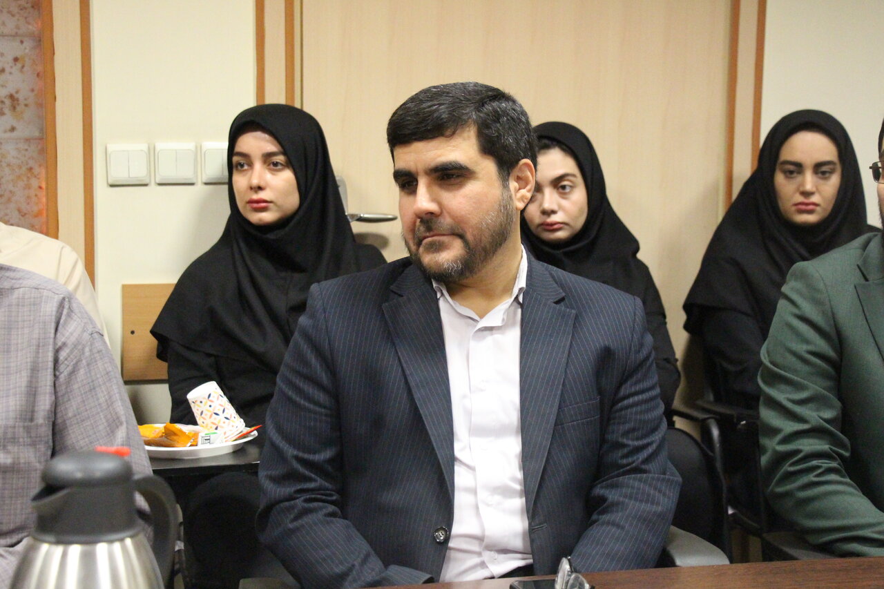آیین معارفه سرپرست اداره‌کل کتابخانه‌های عمومی استان تهران برگزار شد