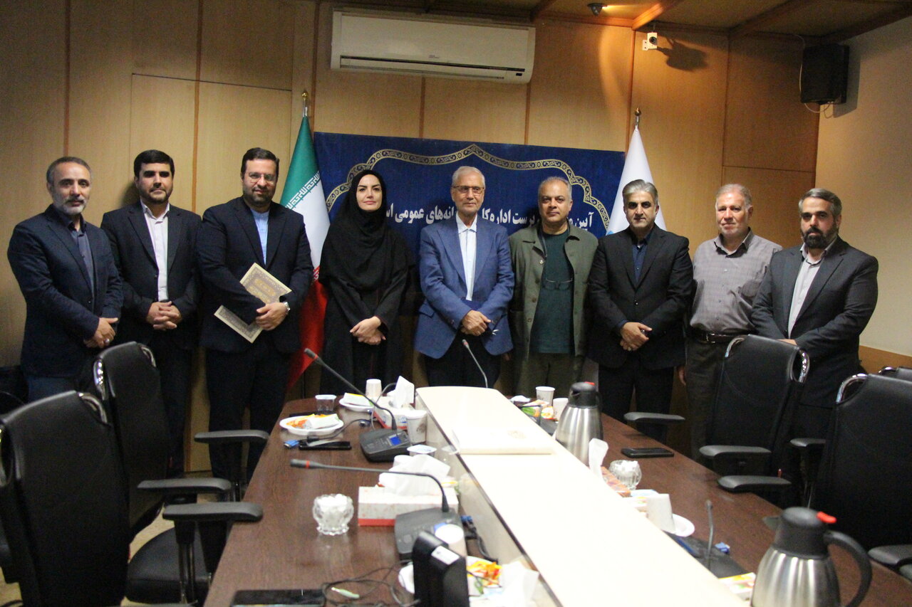 آیین معارفه سرپرست اداره‌کل کتابخانه‌های عمومی استان تهران برگزار شد