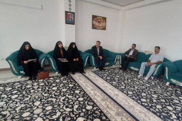 دیدار با خانواده شهدا