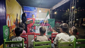 غرفه اداره کل کتابخانه‌های عمومی استان زنجان در دومین شادواره شهروندی