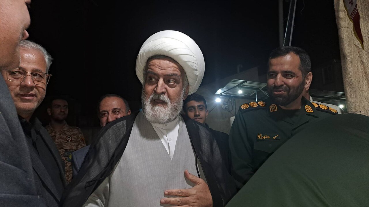 حضور کتابخانه عمومی شهدای امامه بالا در نمایشگاه اختصاصی کتابهای دفاع مقدس
