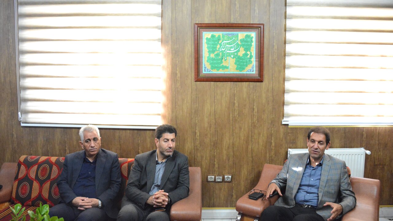 تفاهمنامه همکاری کتابخانههای عمومی و کانون پرورش فکری کودکان و نوجوانان کرمانشاه امضا شد