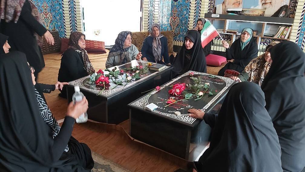 برگزاری ویژهبرنامه «سه جنگ، یک ایران» بهمناسبت هفته دفاع مقدس در کتابخانه عمومی شهیدان مرادی شیرگاه