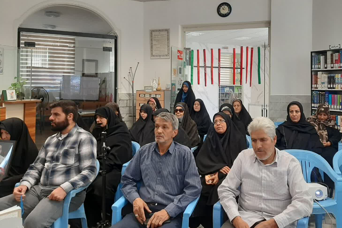 یادواره شهدای سنجان با محوریت کتاب و فرهنگ ایثار برگزار شد