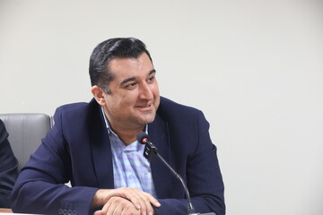 هم سخنی