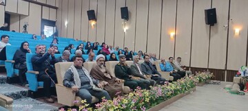 عصر شعر «یاد یاران» در قائمشهر برگزار شد