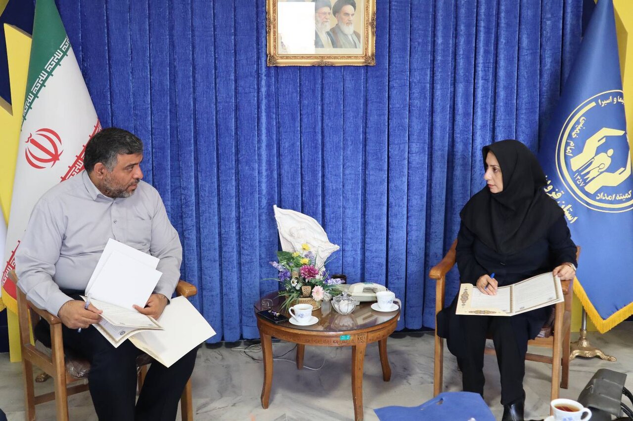تفاهمنامه همکاری میان کتابخانههای عمومی و کمیته امداد قزوین امضا شد