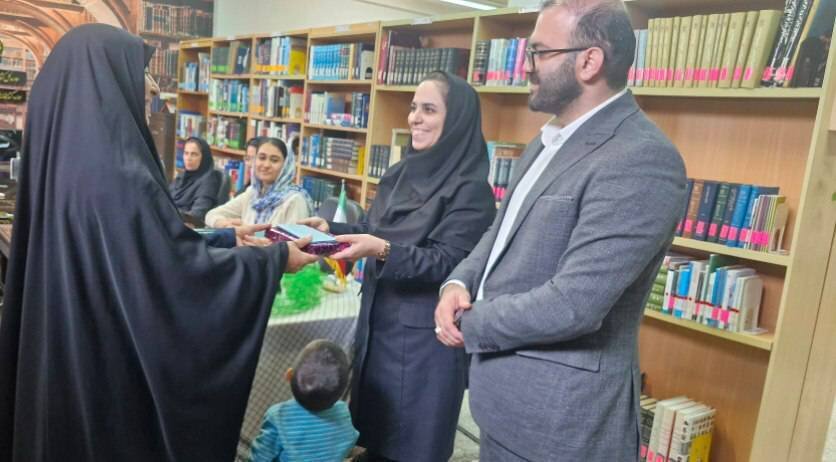 ویژهبرنامههای فرهنگی هفته دفاع مقدس در کتابخانههای عمومی نوشهر برگزار شد