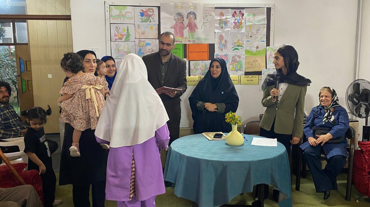 ویژهبرنامه «چهارشنبهای پر از مهر» در مراکز سالمندان ساری و قائمشهر برگزار شد