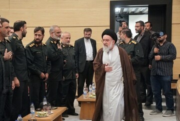 برگزاری همایش تجلیل از فعالان پویش کتابخوانی در کتابخانه شهید آیت‌الله خامنه‌ای قم
