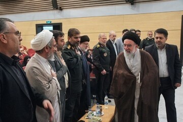 برگزاری همایش تجلیل از فعالان پویش کتابخوانی در کتابخانه شهید آیت‌الله خامنه‌ای قم