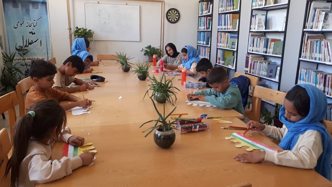 کتابخانه‌های کرمانشاه؛ از «روایت ایثار» تا «مولاناشناسی»