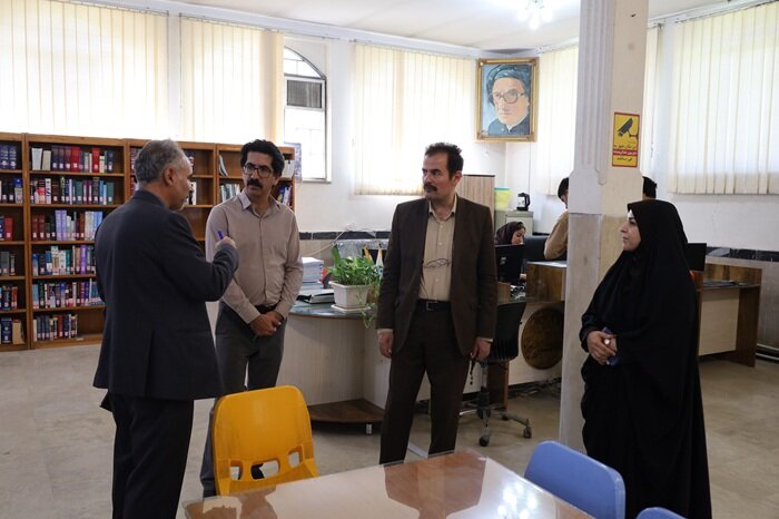 از پیشرفت ۵۰ درصدی کتابخانه مکریان تا بازطراحی کتابخانه «مستوره کردستانی» / پیگیری وضعیت کتابخانه سیمینه در دیدار با مسئولان محلی
