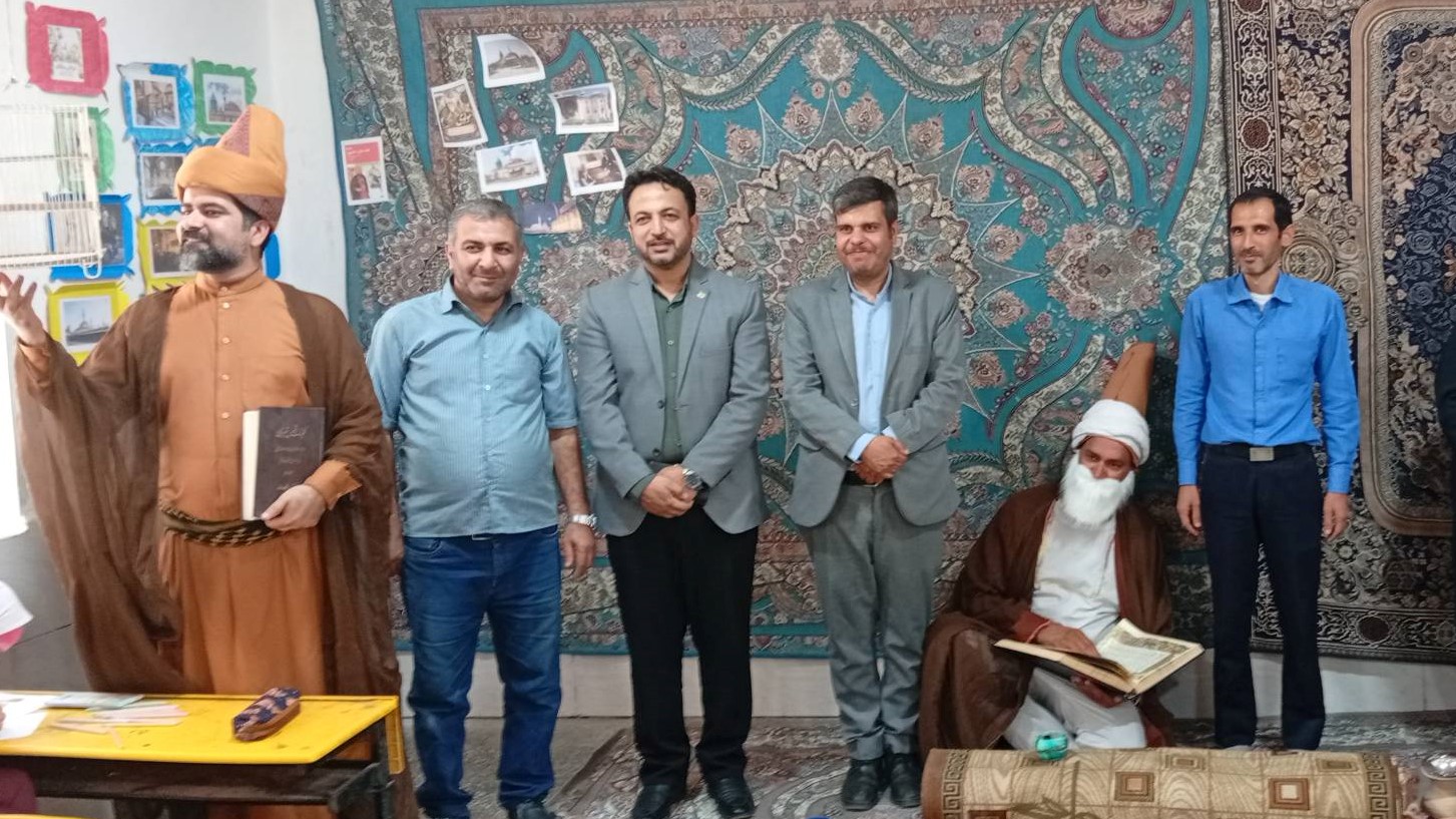 رویداد ملی «آتش دیدار» در نخلستان‌های روستای شلهه حاج‌حسین برگزار شد