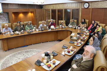 نشست «کتابخانه برای تمام عمر»