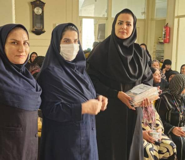 اجرای پویش «سفیر دانایی» به مناسبت روز جهانی سالمندان در الیگودرز