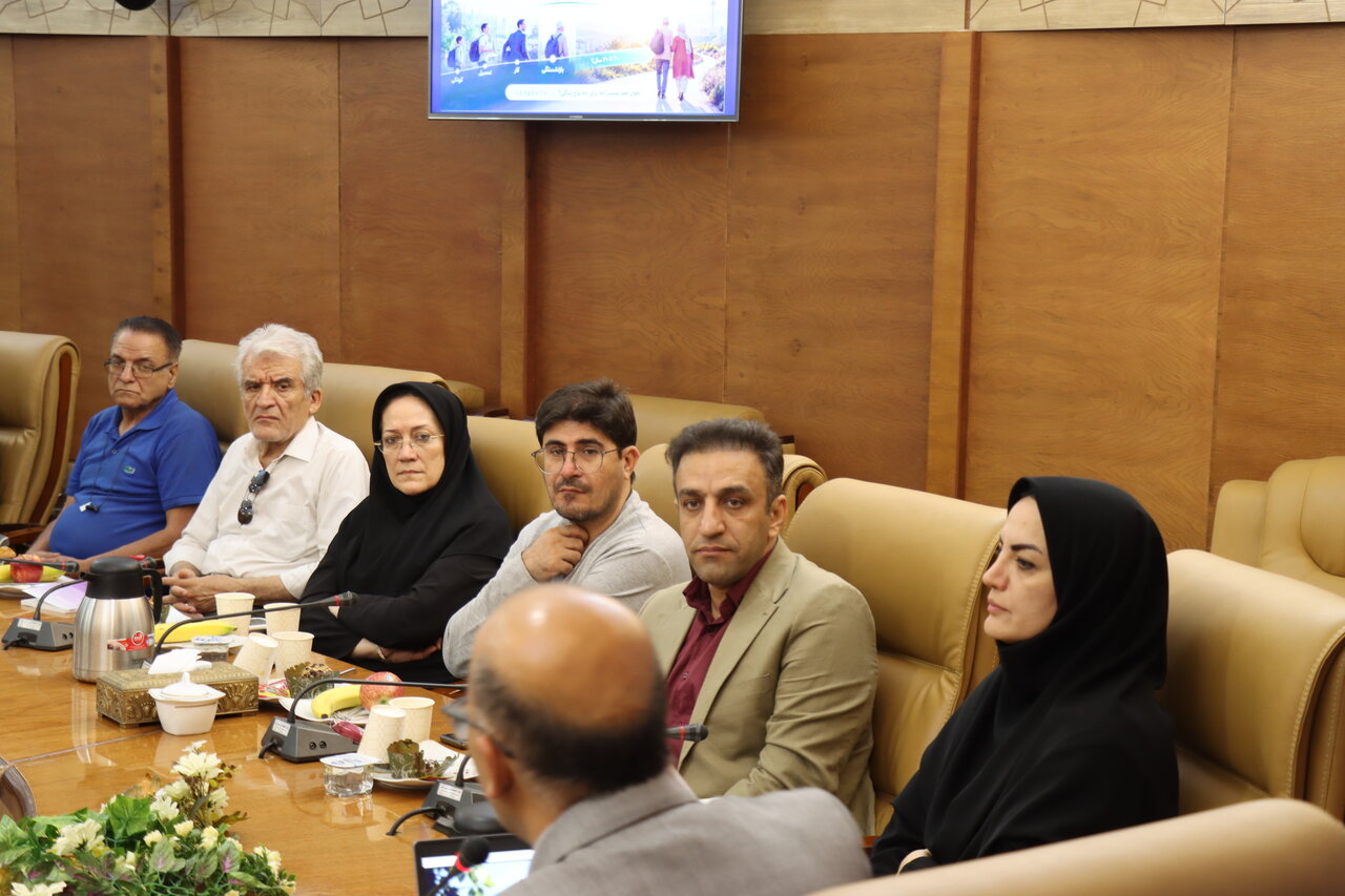 کتابخانههای عمومی در طراحی برنامهها، سالمندان را بهعنوان مشارکتکننده و صاحب تجربه ببینند