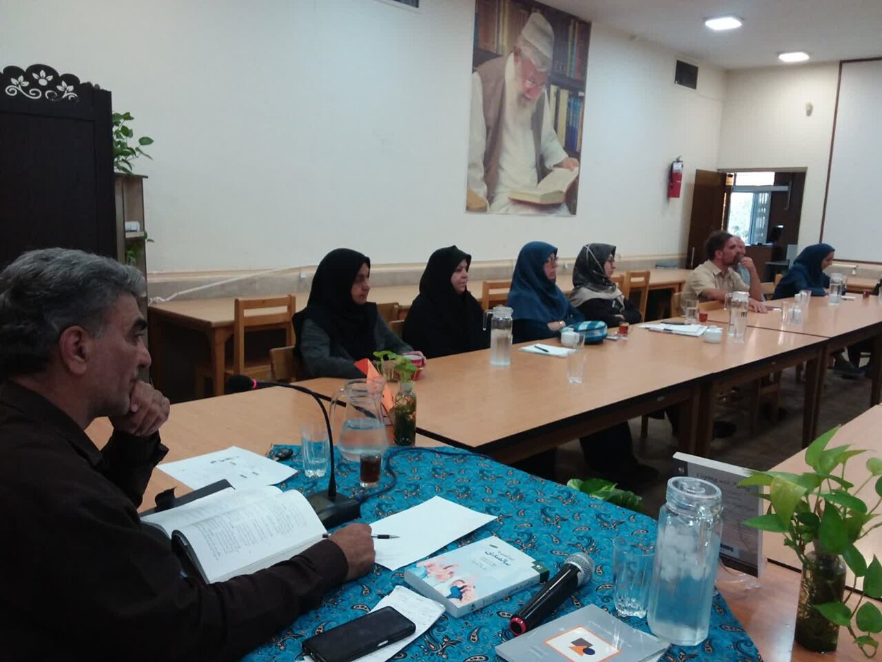 «سالمندی» از منظر جامعه، فرهنگ و ادبیات در دورهمی کتابخوانی پیشوا