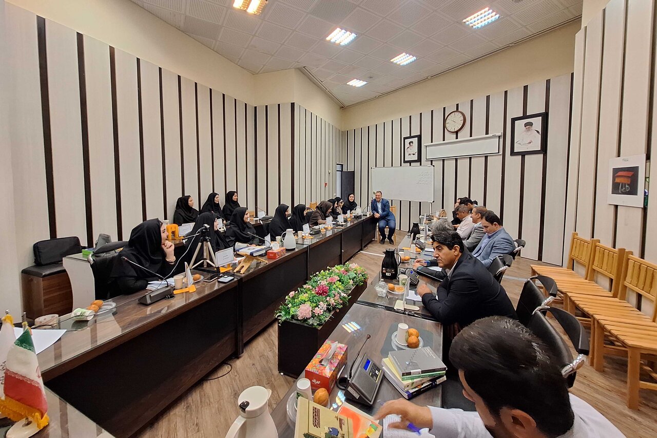 از کتابخوانی تا خردورزی؛ کتابداران ایلام با شیوههای پرورش تفکر آشنا شدند