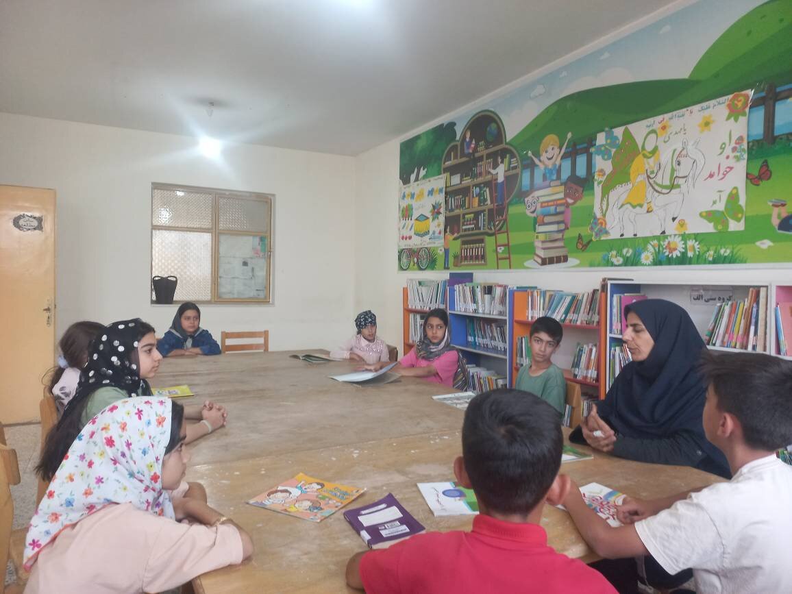 شکوفایی فرهنگ و عشق به کتاب در روستای کاغه با محوریت هفته دفاع مقدس