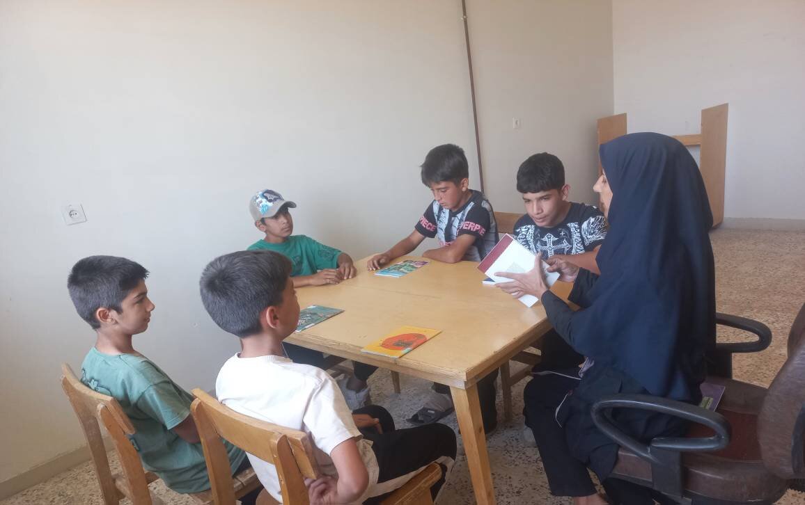 شکوفایی فرهنگ و عشق به کتاب در روستای کاغه با محوریت هفته دفاع مقدس