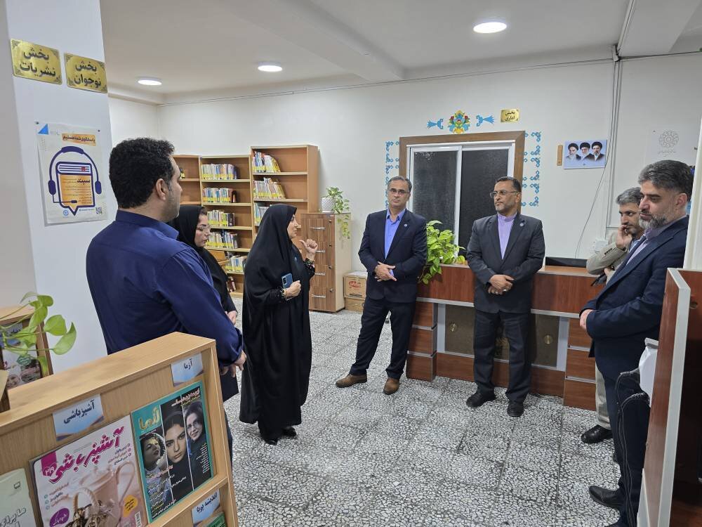 فلاح کردآبادی از اقدامات شاداب‌سازی کتابخانه باقرالعلوم (ع) نکا بازدید کرد