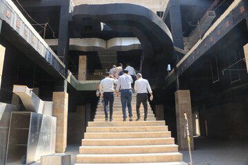 بازدید از کتابخانه
