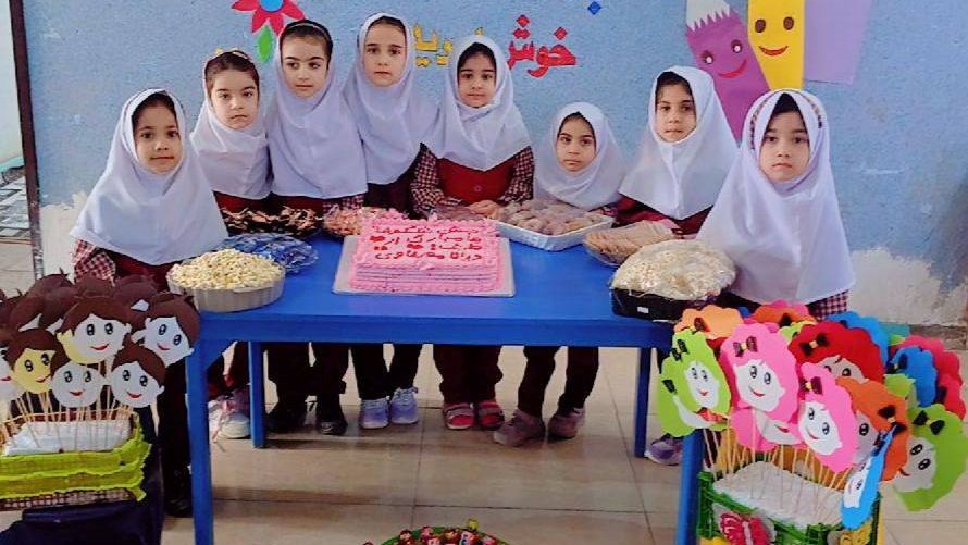 «جشن غنچهها» در کتابخانه عمومی شهدای اروندکنار برگزار شد