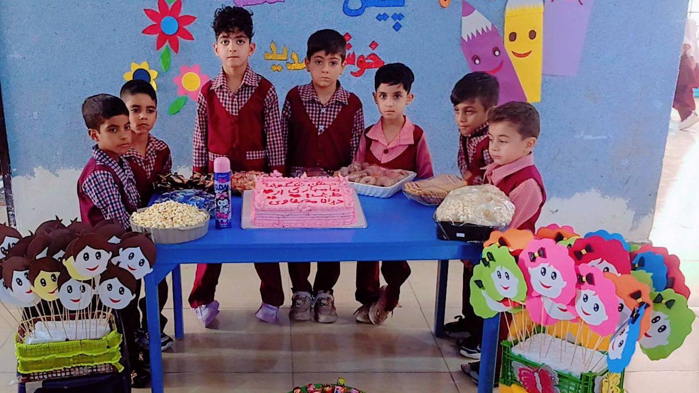 «جشن غنچه‌ها» در کتابخانه عمومی شهدای اروندکنار برگزار شد
