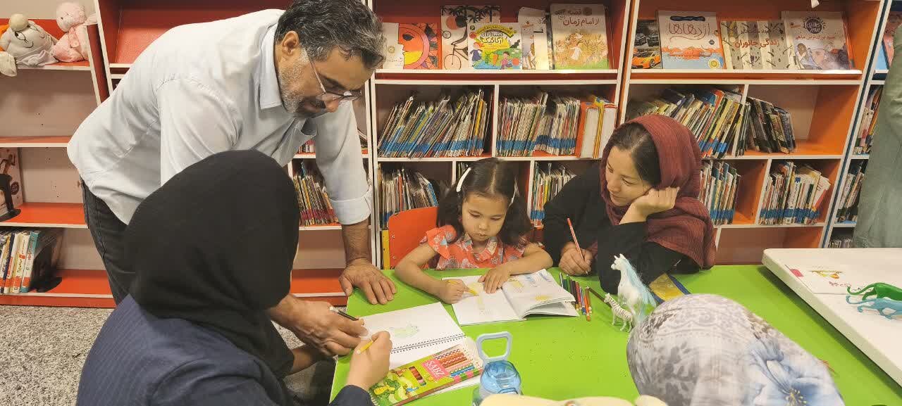 دوشنبههای کودکانه در کتابخانه شهدای امامی امین شهرستان پیشوا برگزار شد